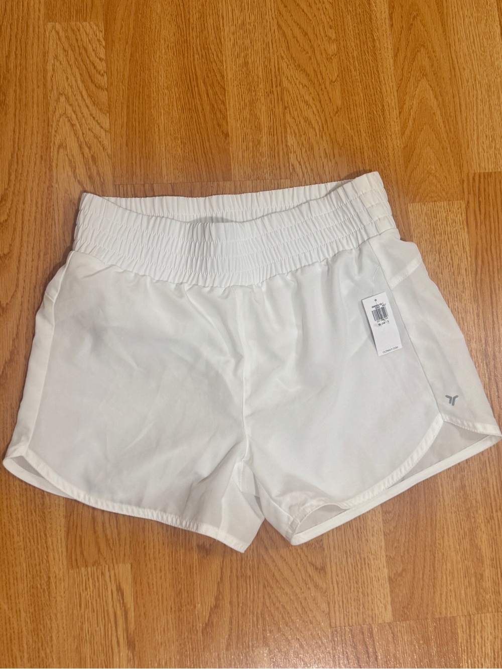 NWT Old Navy Girls Kids White Athletic Shorts- Smocked Waist-built in liner XL